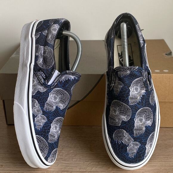 Vans Classic Slip-On Wireframe Skulls Dark Blue Sneakers 2021- SZ 5 M - 6.5 W main image 4